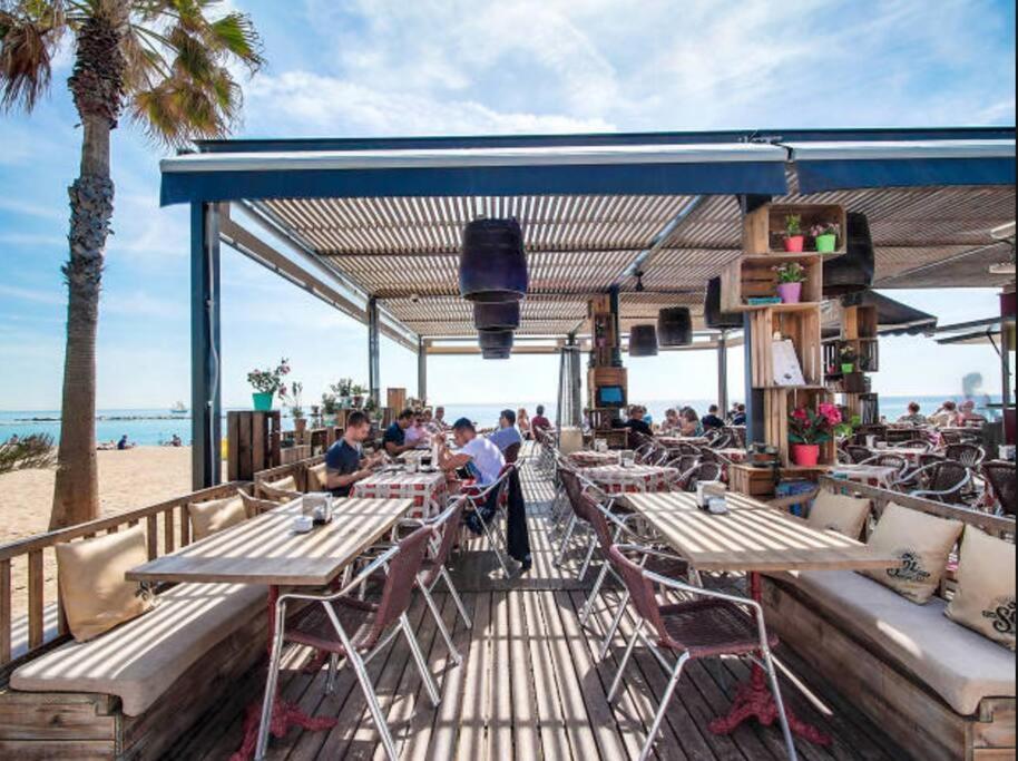 8 Min Walk To The Beach & 10 Min Walk To Convention Centre ! Barcelona Exterior foto