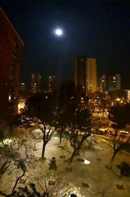 8 Min Walk To The Beach & 10 Min Walk To Convention Centre ! Barcelona Exterior foto